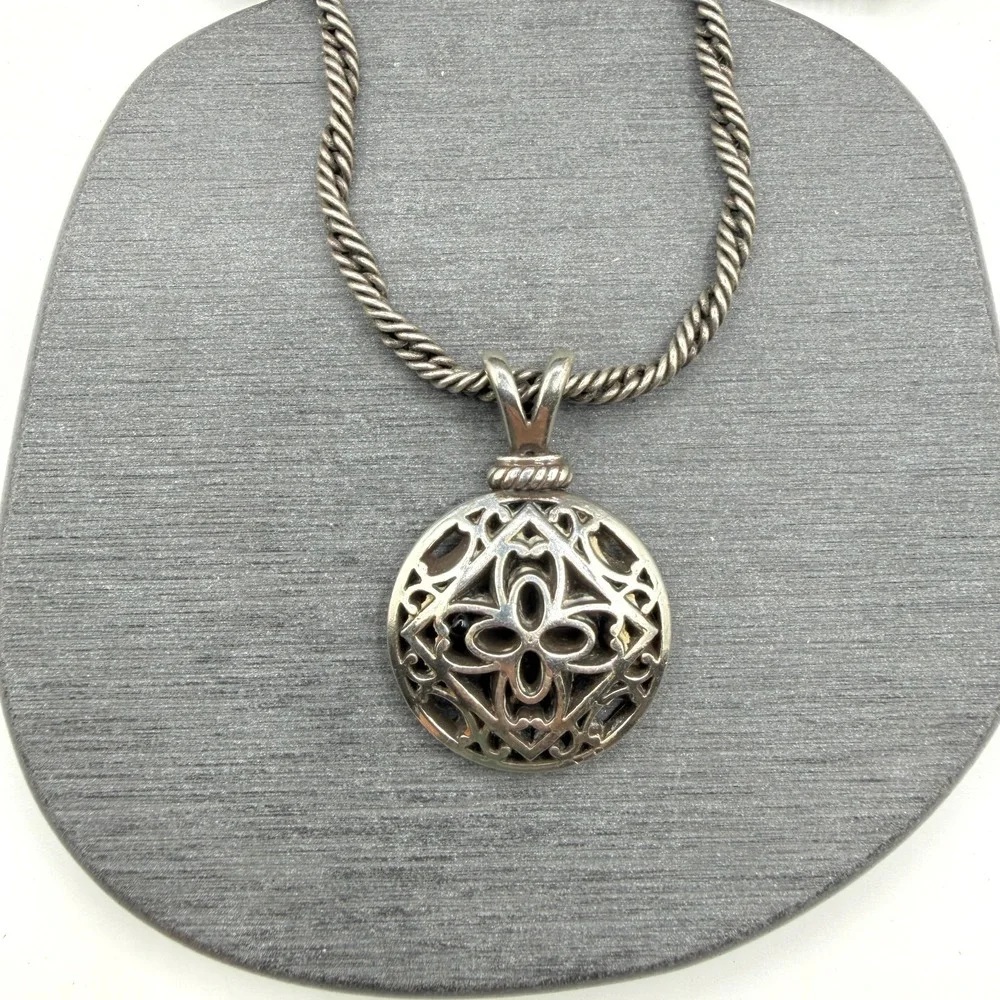 Silver Tone Openwork Floral Medallion Pendant Rope Chain Boho Statement Necklace